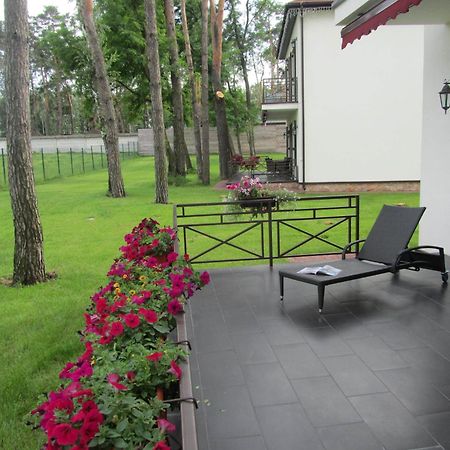 Park-Hotel Kidev Chubynske Exterior photo