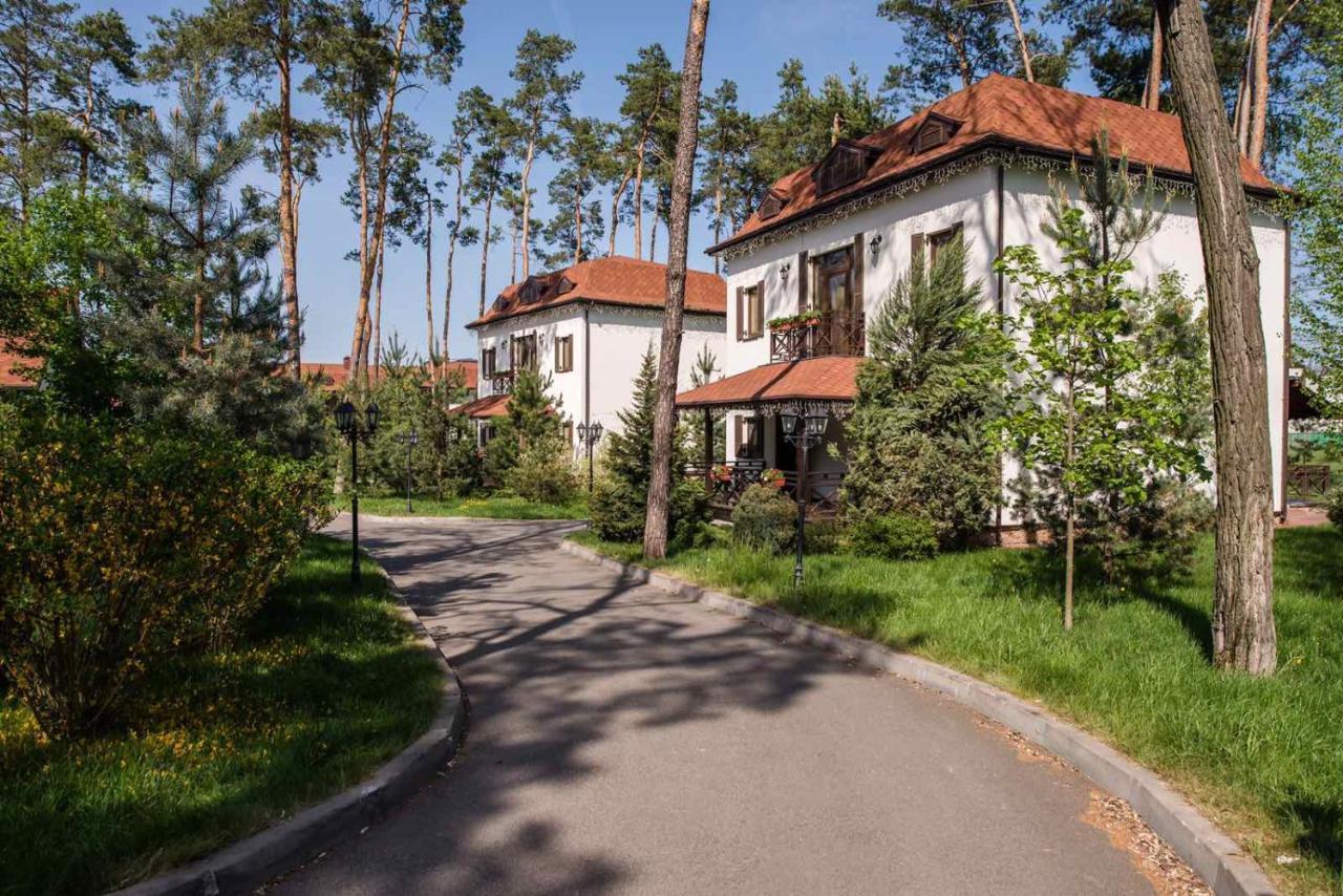 Park-Hotel Kidev Chubynske Exterior photo
