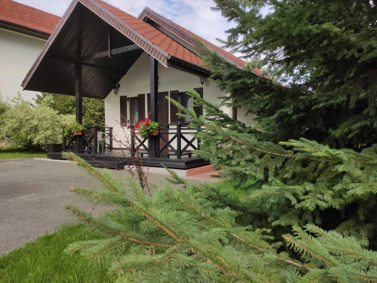 Park-Hotel Kidev Chubynske Exterior photo