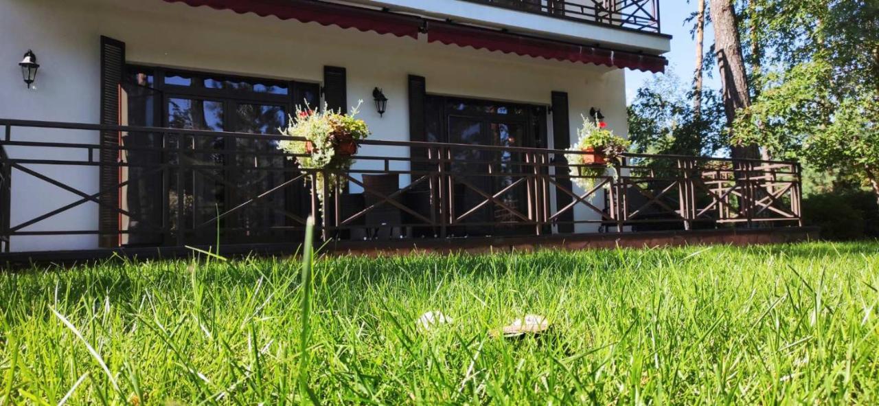 Park-Hotel Kidev Chubynske Exterior photo